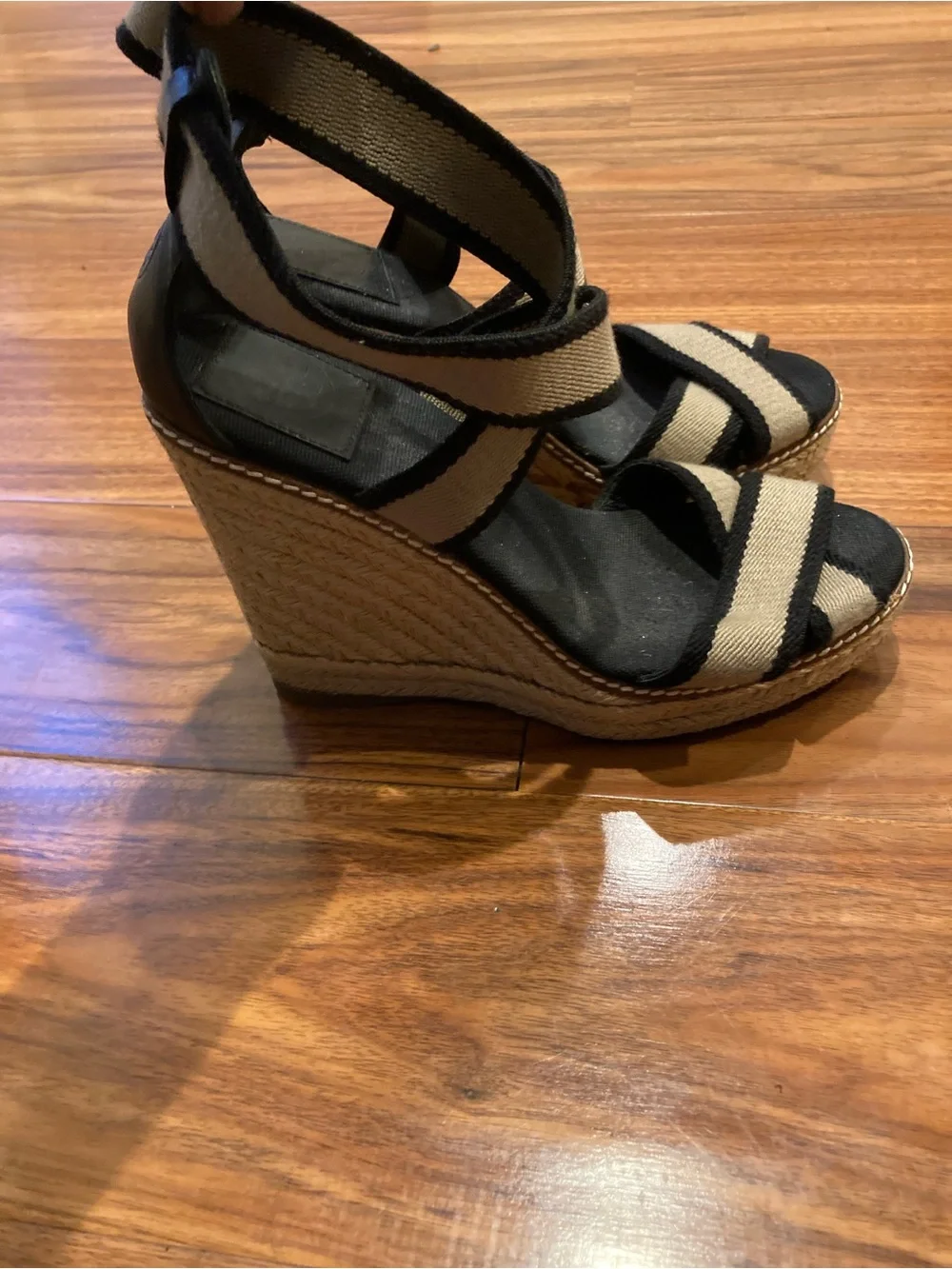 TORY BURCH  Black & Cream Contrast Elastic Espadrille Wedges Women's 7B